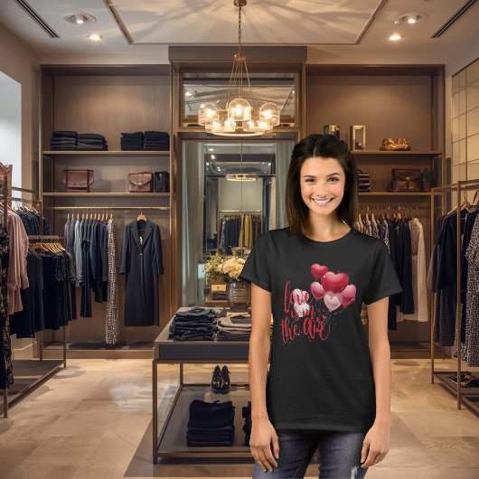 Liefde Is In De Lucht T-Shirt