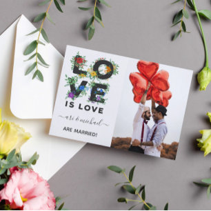 Liefde Is Liefde Bloem Foto Huwelijk Aankondigingskaart