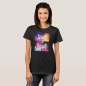 Liefde is liefde Cher LGBTQ Pride Month T-Shirt (Voorkant volledig)