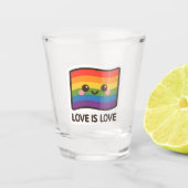 Liefde is liefde - Kawaii Rainbow Design Shot Glas (Voorkant)