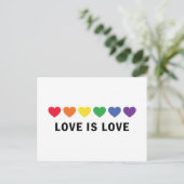 "Liefde is Liefde" LGBTQ Pride  Uitnodiging Briefkaart (Staand voorkant)