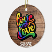 Liefde is Liefde LGBTQIA+ Aangepaste naam- Jaar Keramisch Ornament (Links)