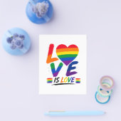 Liefde is Liefde – Regenboog Pride Kwast Ontwerp Flyer (Enkel)
