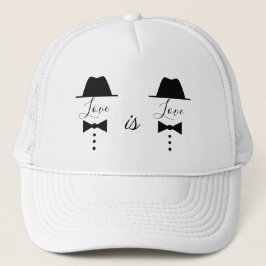 Liefde is Liefde, Zwarte en Witte Homokoppel Trucker Pet