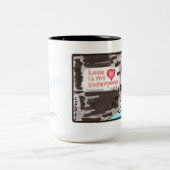 Liefde is mijn supermacht tweekleurige koffiemok (Center)