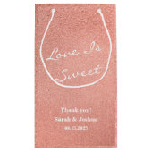 Liefde is Sweet Pink Rose Gold Script Huwelijksgun Klein Cadeauzakje (Achterkant)