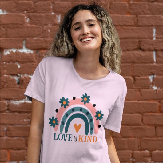 LIEFDE IS VRIENDELIJKE KLEUR ROZE BOHO REGENBOOG T-SHIRT