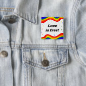 Liefde is Vrij: Regenboog Pride Knop Vierkante Button 5,1 Cm (In situ)