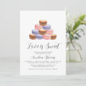 Liefde is zoet (Macaron) | Bridal Shower-uitnodigi Kaart (Staand voorkant)