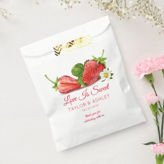 Liefde is zoete aardbeien fruit bedankzakje (Gezegeld)