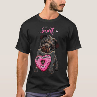 Liefde is Zoete Koffie Pug Leven Gebeurt Koffie He T-shirt