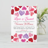 Liefde is zoete Valentijns baby shower uitnodiging (Staand voorkant)
