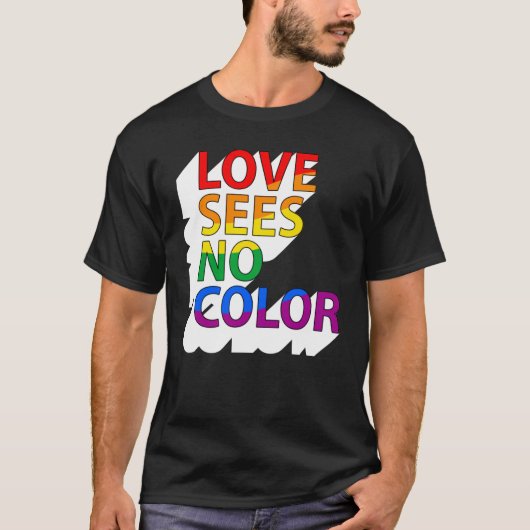 LIEFDE KENT GEEN KLEUR T-SHIRT (Voorkant)