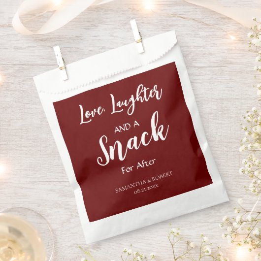 Liefde. Lachen en een snack Wedding Favor Bag Bedankzakje (Geknipt)