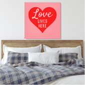 Liefde Leeft Hier Bericht Canvas Afdruk (Insitu (Slaapkamer))