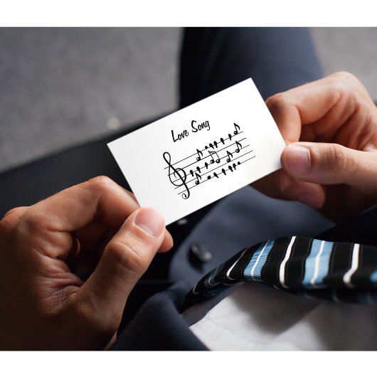 Liefde liedjes, vogels tussen muzikale noten