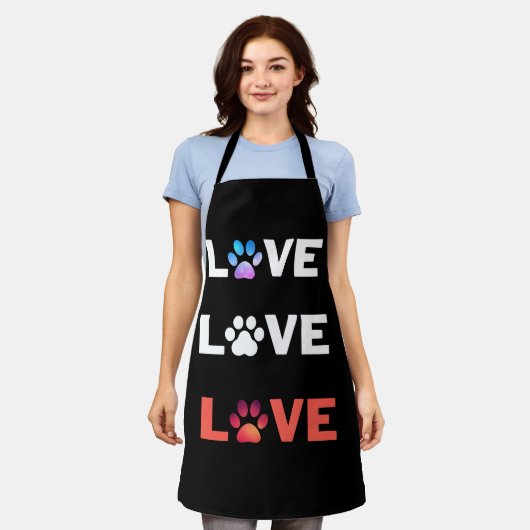 Liefde Liefde Liefde Tshirt Design Schort (Gedragen)