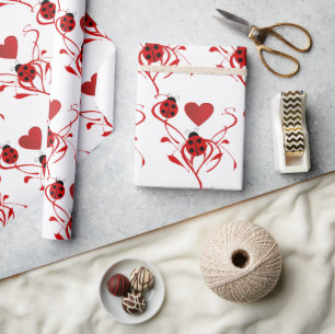 Liefde Lieveheersbeestjes en Harten  Cadeaupapier