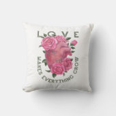 Liefde maakt alles groeien kussen (Voorkant)