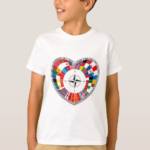 Liefde NAVO-landen, met de NAVO T-shirt