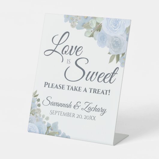 Liefde neemt een Treat Dusty Blue Boho Wedding Reclamebord Met Voetstuk (Voorkant)