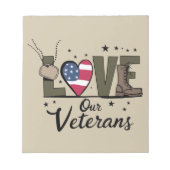Liefde Onze Veteranen Dag Trotse Militaire Veteraa Notitieblok (Voorkant)