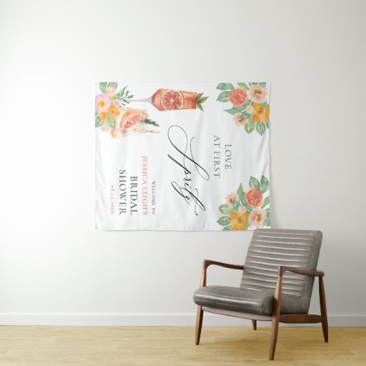 Liefde op de eerste Spritz heldere cocktail bruids Wandkleed (In Situ (horizontaal))