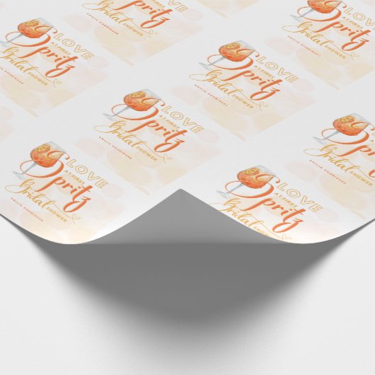 Liefde op de eerste SPRITZ Moderne oranje bruidsme Cadeaupapier (Hoek)