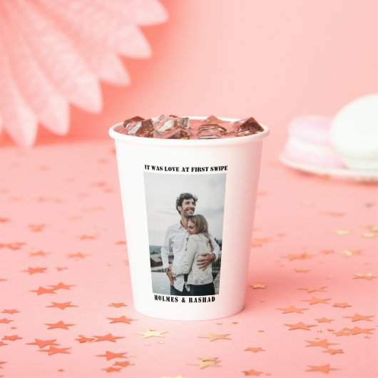 Liefde op het eerste gezicht paar Valentijnsdag Papieren Bekers (Insitu)