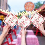 Liefde op het eerste stuk pizza Laatste Stuk Pizza Servet<br><div class="desc">Vier de liefde op het eerste stuk met onze Laatste Stuk van de Single Leven hen party collectie! Van cheesy-cute uitnodigingen tot ondeugende borden, spelletjes en decoratie, deze pizza-perfecte set heeft alles wat je nodig hebt om een leuke, smaakvolle afscheid voor de aanstaande bruid te organiseren. In crust we vertrouwen!...</div>