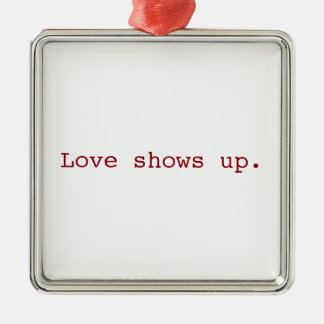 Liefde shows in versiering metalen ornament