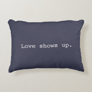 Liefde shows omhoog kussen