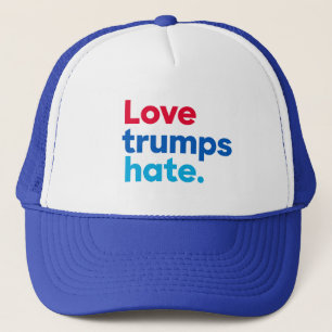 Liefde trumps haat. trucker pet