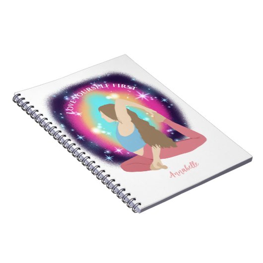Liefde van je eerste vrouw Yoga Pose Monogram Notitieboek (Rechterzijde)