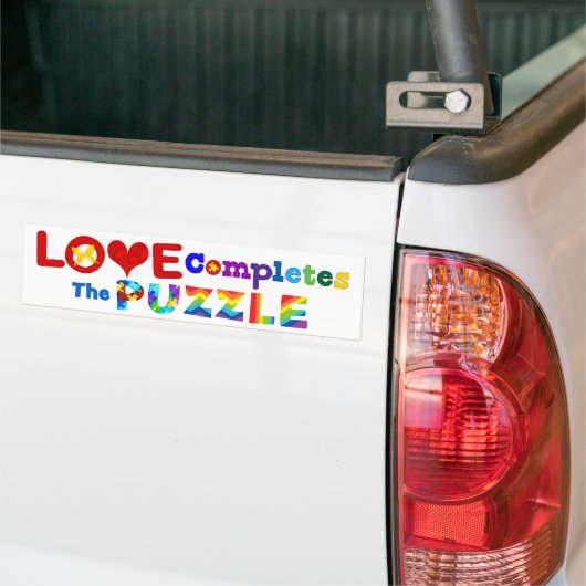 Liefde voltooit de puzzle bumpersticker (Op Truck)
