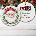 Liefde voor het kerstfeest van het Sinterklaas Kin Keramisch Ornament<br><div class="desc">Elk kind zou dit leuke vakantie ornament met een persoonlijke boodschap van de Kerstman! Op de voorkant staat een klassiek portret van de Jolly Old Elf in zijn traditionele rood-witte pet. Het portret is omlijst in een hulst en rode bessen krans, en een gouden confetti achtergrond voegt een beetje sprankeling....</div>