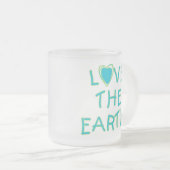 Liefde voor het milieu op aarde matglas koffiemok (Voorkant rechts)