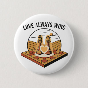 Liefde Wint Altijd: Vintage Schaak Koning en Konin Ronde Button 5,7 Cm