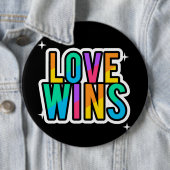Liefde wint. LGBTQ+Pride. Regenboog. Ronde Button 6,0 Cm (In situ)