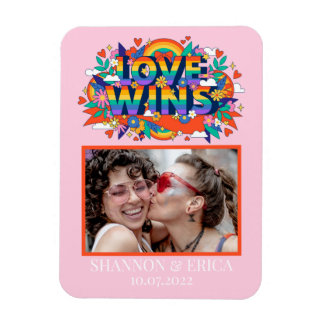 Liefde wint Pride LGBTQ Collage Rainbow-aankondigi Magneet