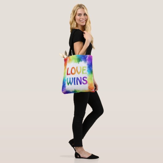 Liefde Wint Pride Regenboog Voor en Terug Versierd Tote Bag (Op model)