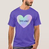 "Liefde wint!" Rainbow Heart T-Shirt (Voorkant)