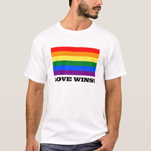 Liefde wint regenboog t-shirt (Voorkant)
