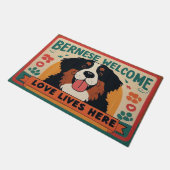 Liefde woont hier - Berner Mountain Dog Welkom Deurmat (Schuin)