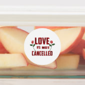 Liefde wordt niet geannuleerd labels (Aangebracht)