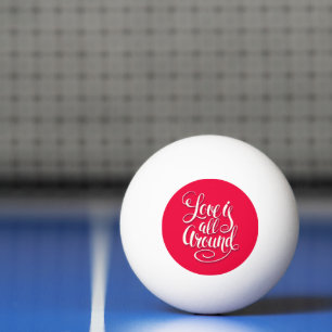 Liefde zit allemaal rond het script dat roze laat pingpongbal
