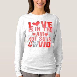 Liefde zit in de lucht, maar ook een overweldigend t-shirt