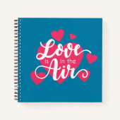 Liefde zit in de lucht Valentijnsdag | Notitieboek (Voorkant)