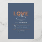 Liefde zit in de Valentijnsdag Vrijgezellenfeest F Folie Uitnodiging (Voorkant)