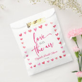 Liefde zit in het Air Red Pink Hearts Vrijgezellen Bedankzakje (Gezegeld)